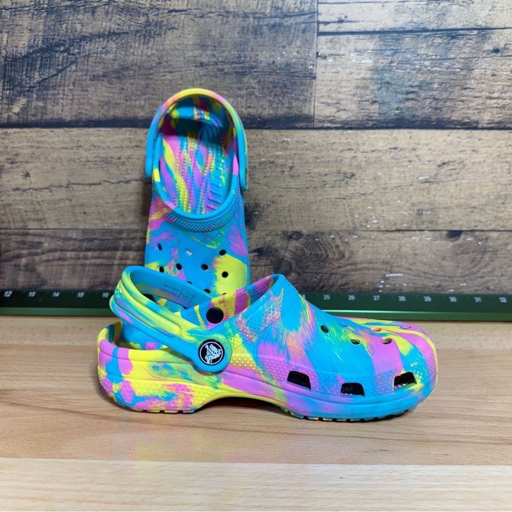 CROCS Vibrant Multicolor Kids Water Shoes - Picture 4 of 8